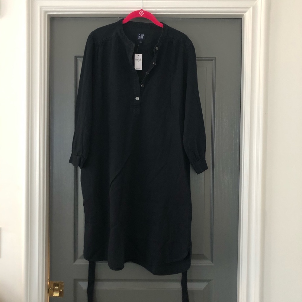 NWT - Gap Shirred Popover Dress.